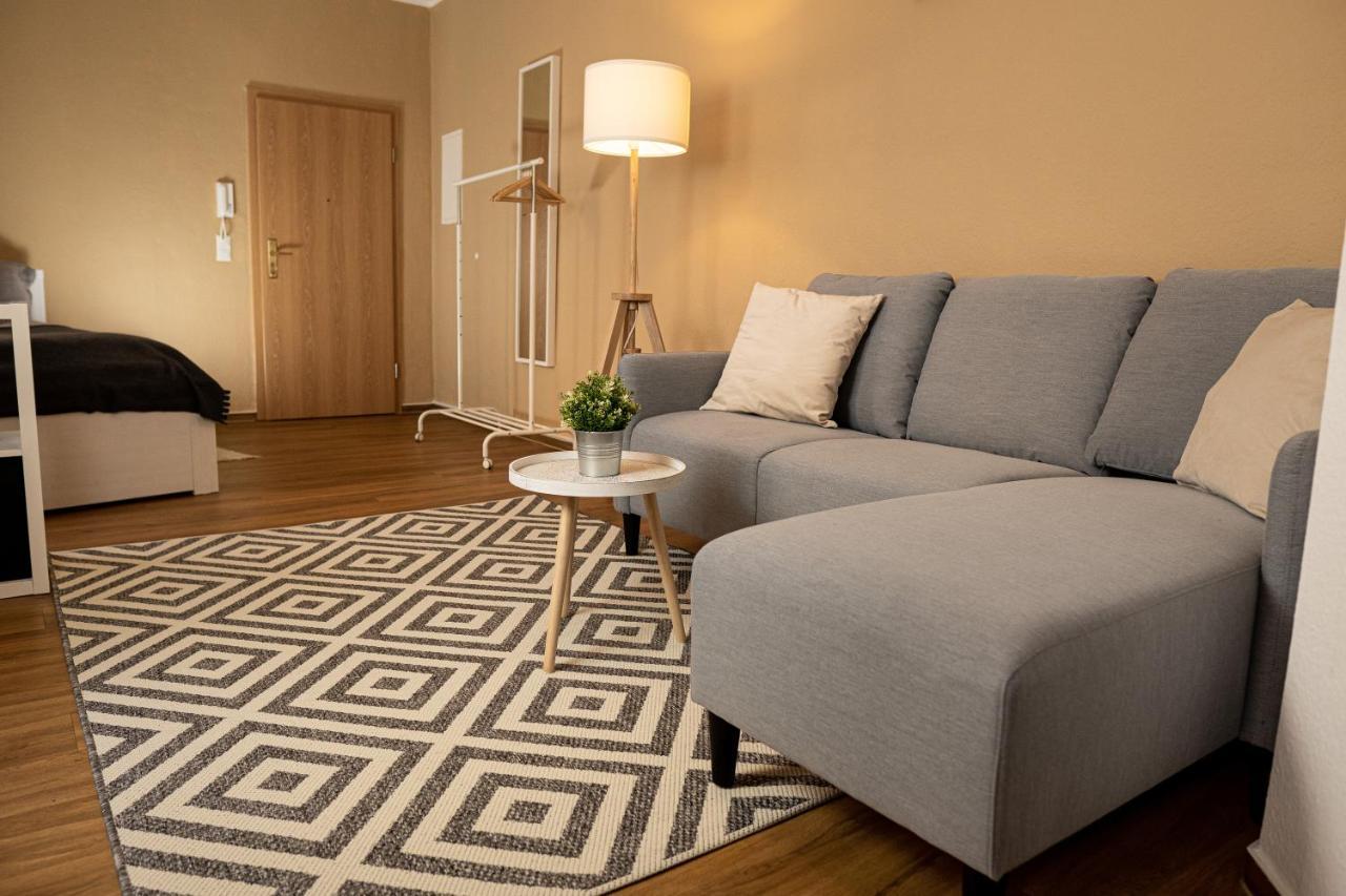 Fullhouse - Halle - T28 - Deer Apartment Esterno foto