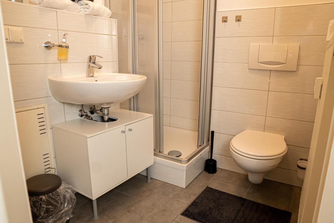 Fullhouse - Halle - T28 - Deer Apartment Esterno foto